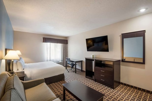 Images SureStay Plus by Best Western Coralville Iowa City