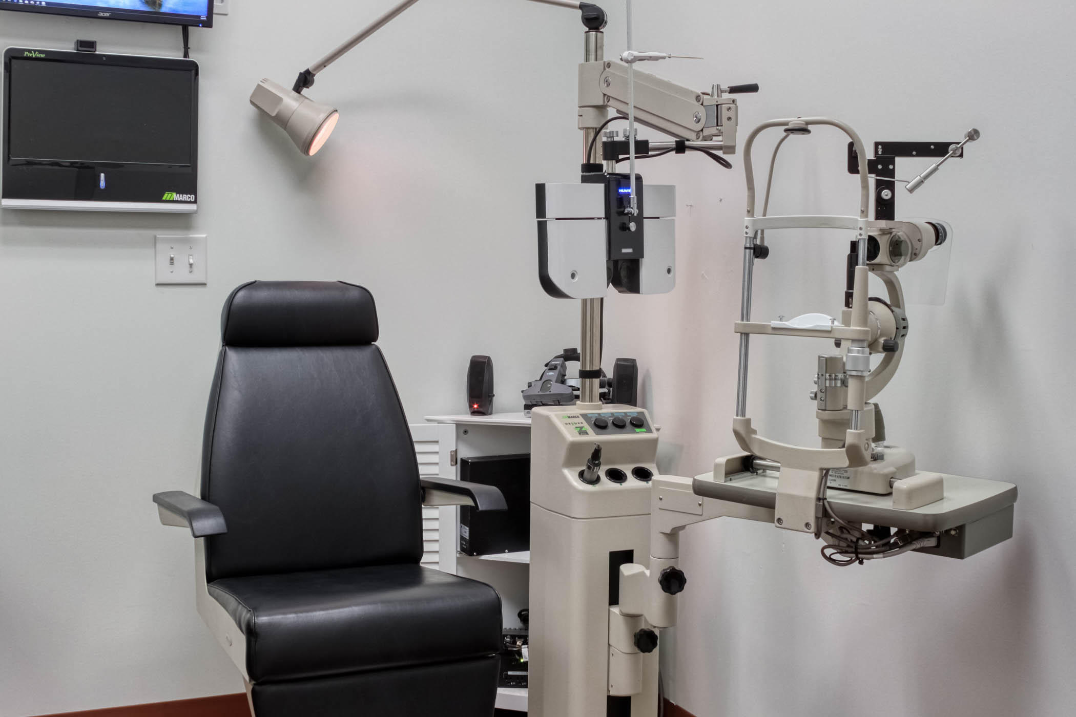 Eye Exam Equipment at Stanton Optical store in Lubbock, TX 79414 Stanton Optical Lubbock (806)305-9420