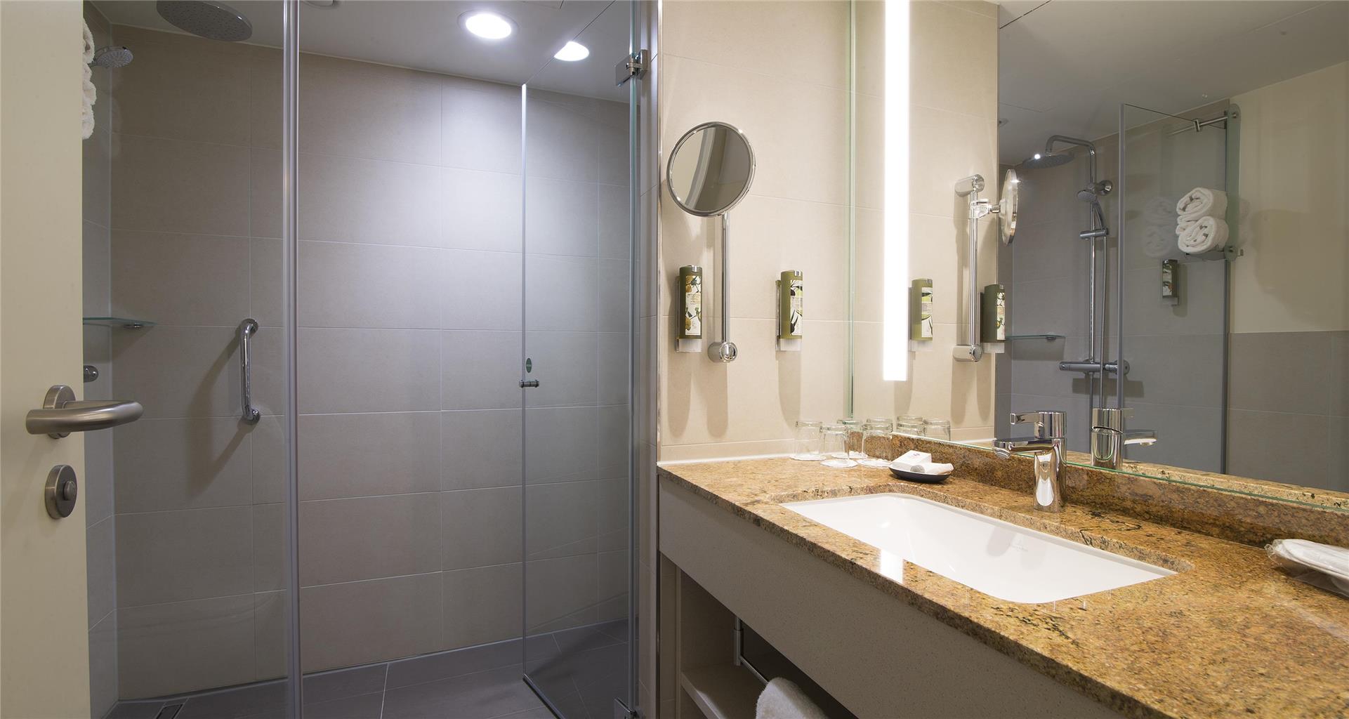 Best Western Plus Hotel Bremerhaven, Fischkai 2 in Bremerhaven
