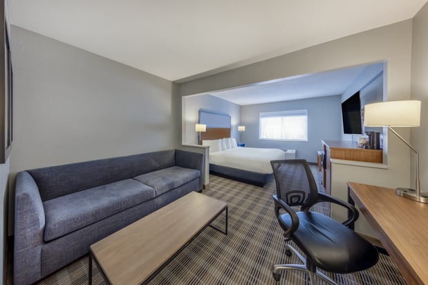 Images AmericInn by Wyndham Duluth