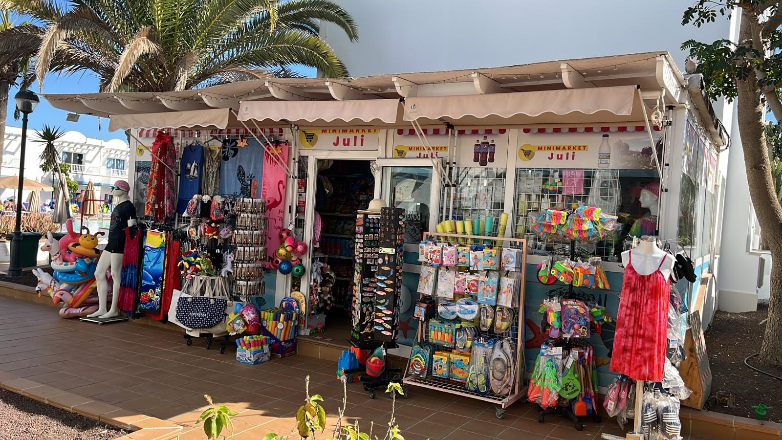 Images Minimarket Juli