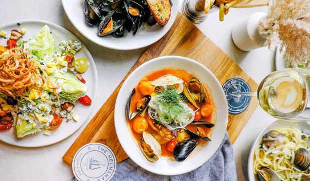 Images The Helmsman Kitchen & Bar