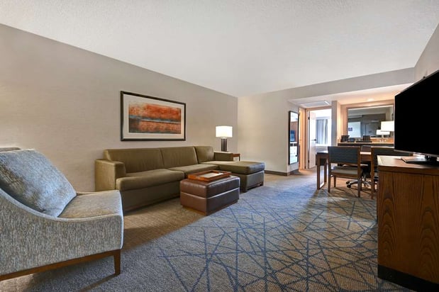Images Embassy Suites by Hilton Colorado Springs