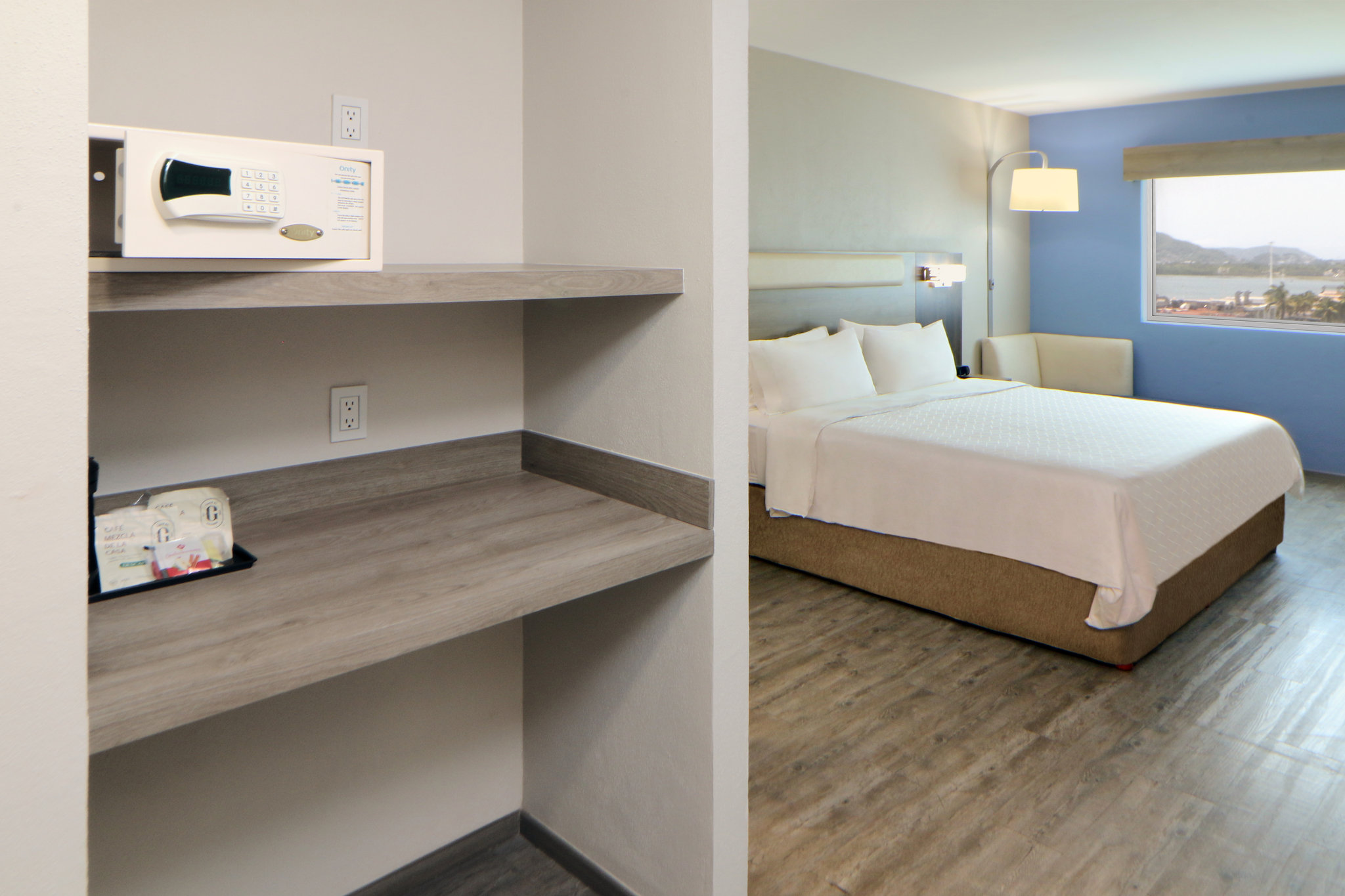 Images Holiday Inn Express Manzanillo by IHG