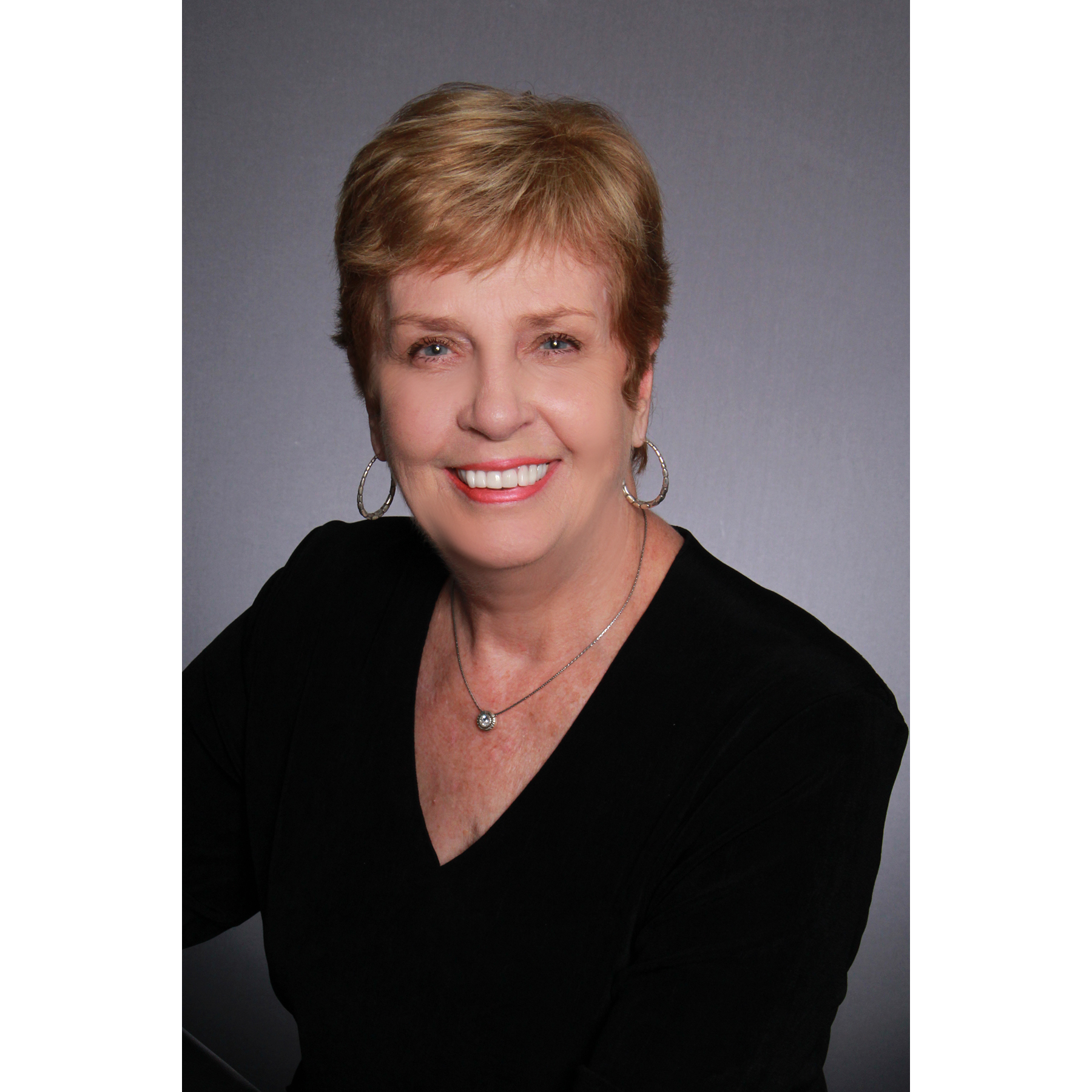 Betty Davis, ABR, CRS, GRI, ePRO / Century 21 Champion Real Estate in Jacksonville, NC Real