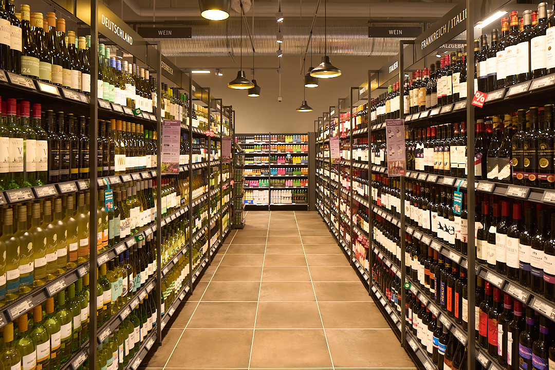 Bild 13 REWE Kriegisch in München