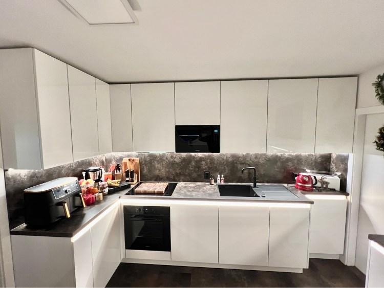 Lieblingsküchen Rostock - aH-Küchen GmbH, Warnowufer 60A in Rostock