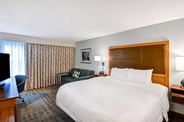 Images Hampton Inn Albany-Wolf Road (Airport)