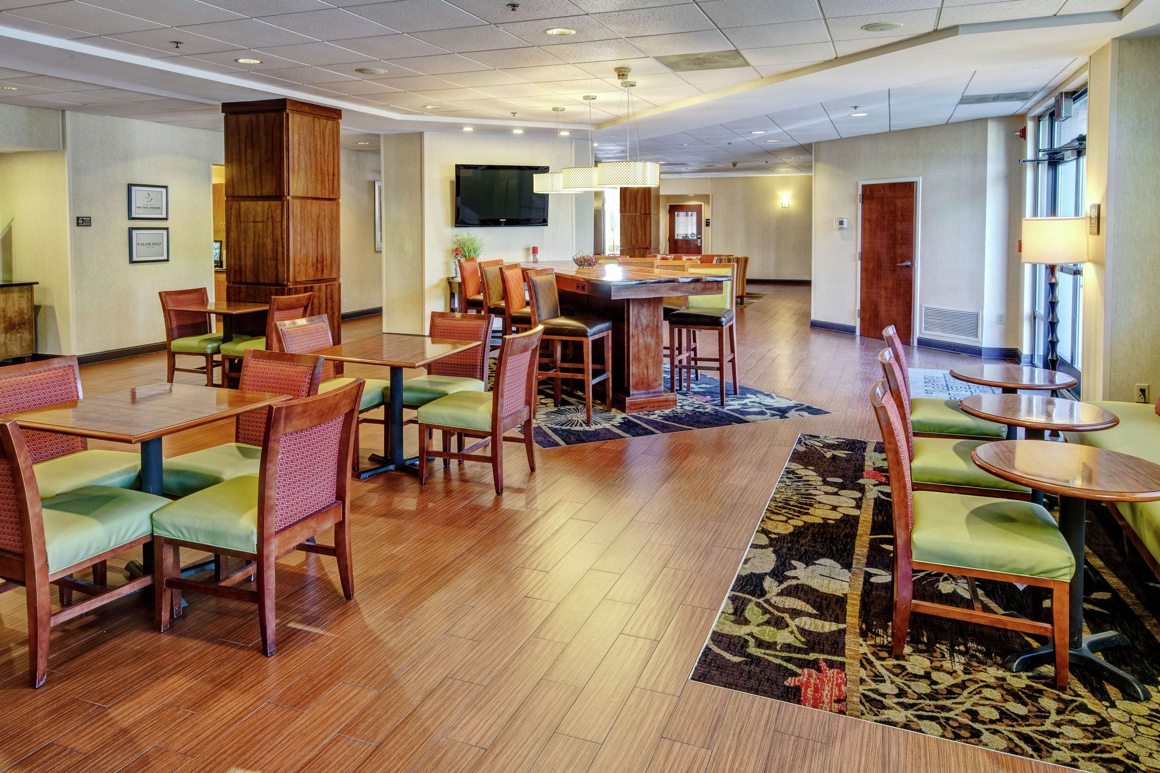 Hampton Inn Elizabeth City, 402 Halstead Boulevard, Elizabeth City, NC ...