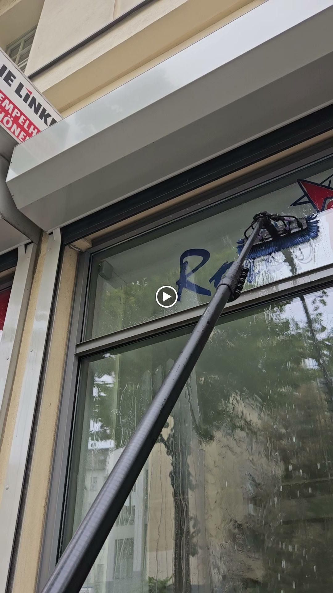 Reinigungs-Service Oldenburg DIE FENSTERPUTZER, Alexander-Giertz Straße 53 in Petershagen