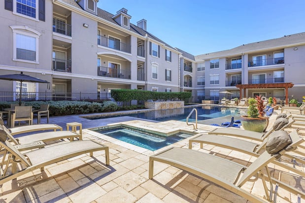 Images Estates At Bellaire