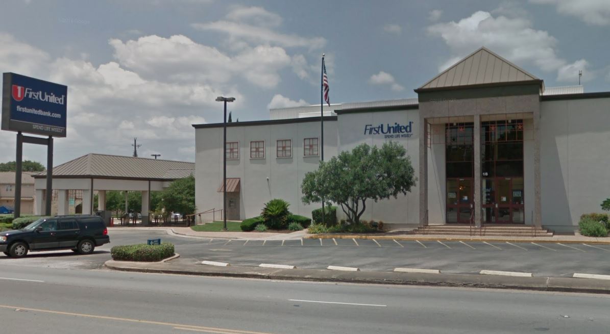 First United Bank - Marble Falls - Exterior