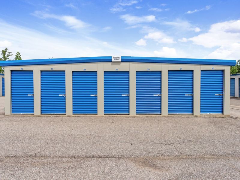 Exterior Units - Storage Express at 2782 Clifty Dr, Madison, IN 47250