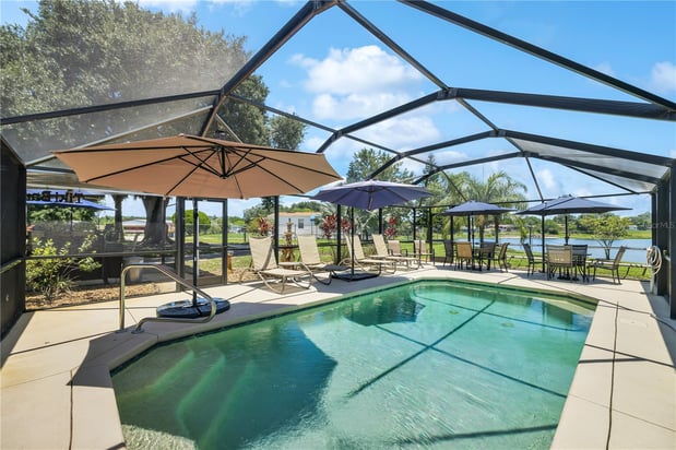 Images Christopher Johnson Realtor