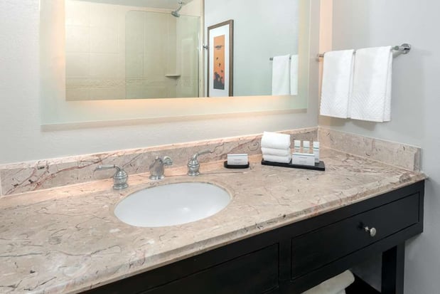 Images Embassy Suites by Hilton Dallas Park Central Area