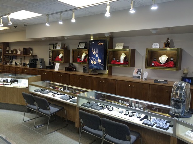 Images LR Jewelers