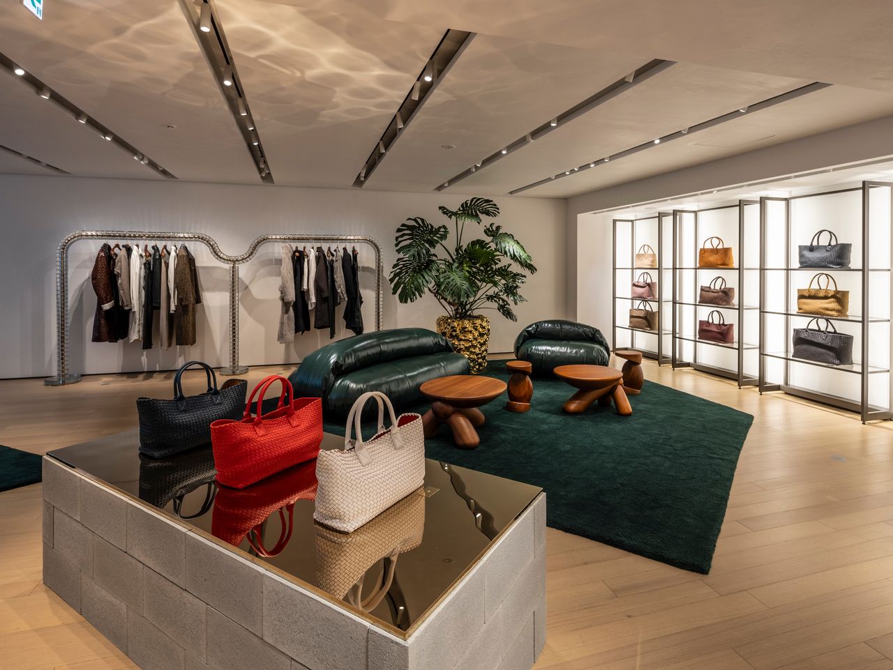 Images Bottega Veneta Tokyo Ginza