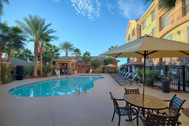 Images Hilton Garden Inn Las Vegas Strip South