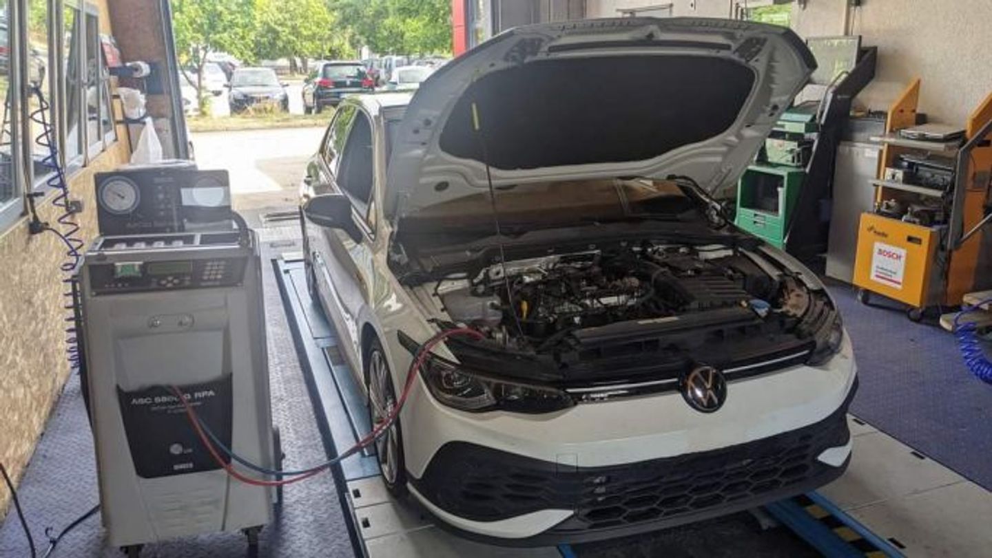 Autoservice Karsten Böhme, Stahlwerkerstr. 1 in Riesa