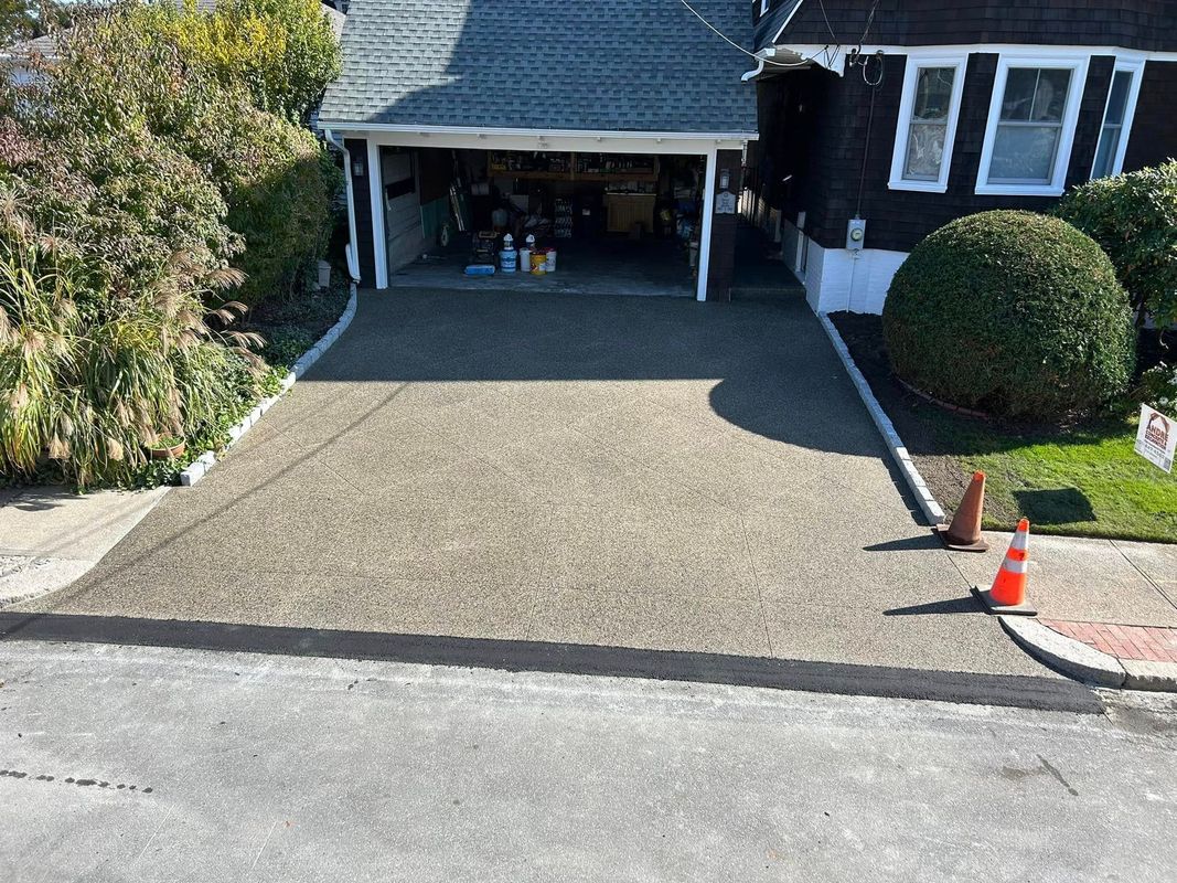 Andre Concrete & Excavation Image