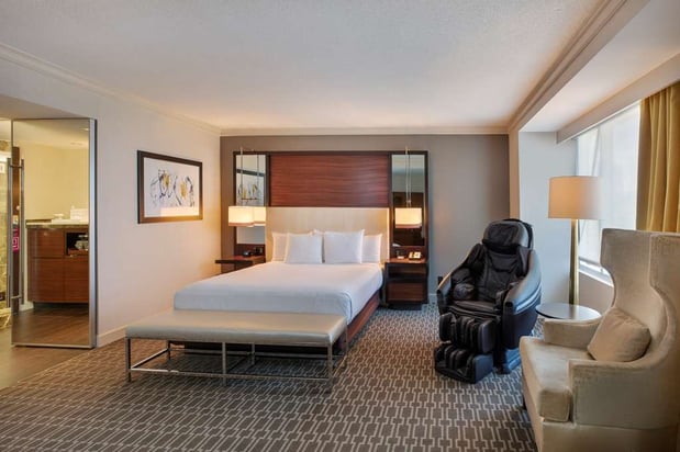 Images Hilton McLean Tysons Corner