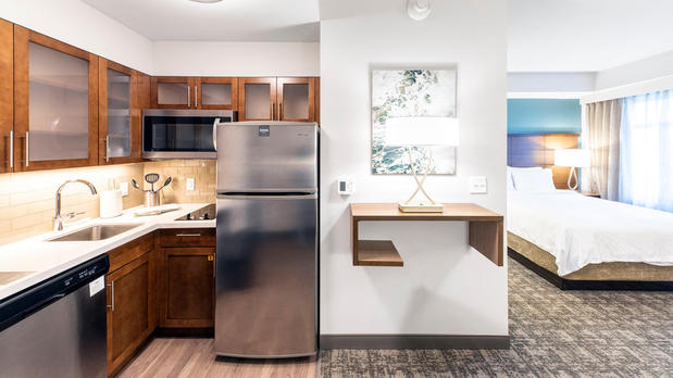 Images Staybridge Suites Naples - Marco Island by IHG