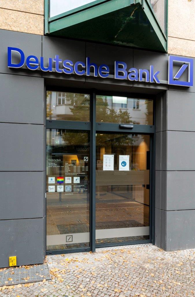 Bild 1 Deutsche Bank Filiale in Berlin