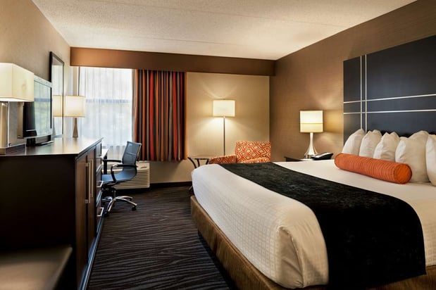 Images Best Western Plus Best WesternI Airport Hotel - Arundel Mills