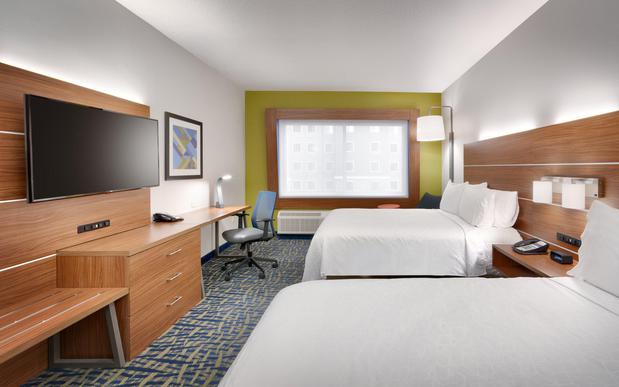 Images Holiday Inn Express & Suites Gainesville I-75 by IHG