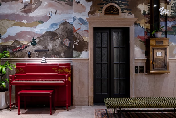 Images The Flat Iron Hotel