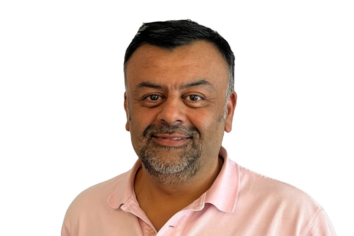 Ketan Patel, Ophthalmic Optician in our Waltham Cross store