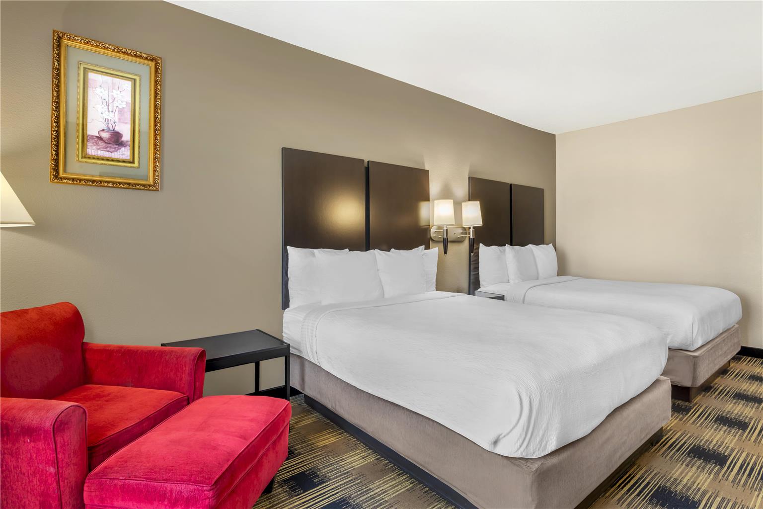 2 Queen Bed Room