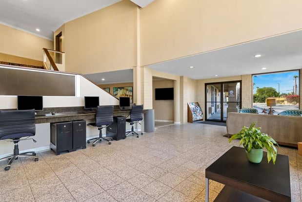 Images Best Western Date Tree Hotel