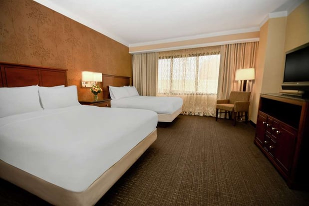 Images Embassy Suites by Hilton Austin Downtown South Congress