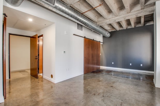 Images Two East Congress