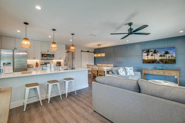 Images SeaBreeze Vacation LLC