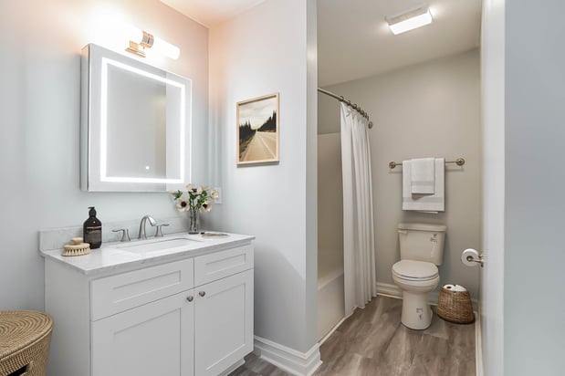 Images Eagle Rock Apartments & Townhomes at Rensselaer