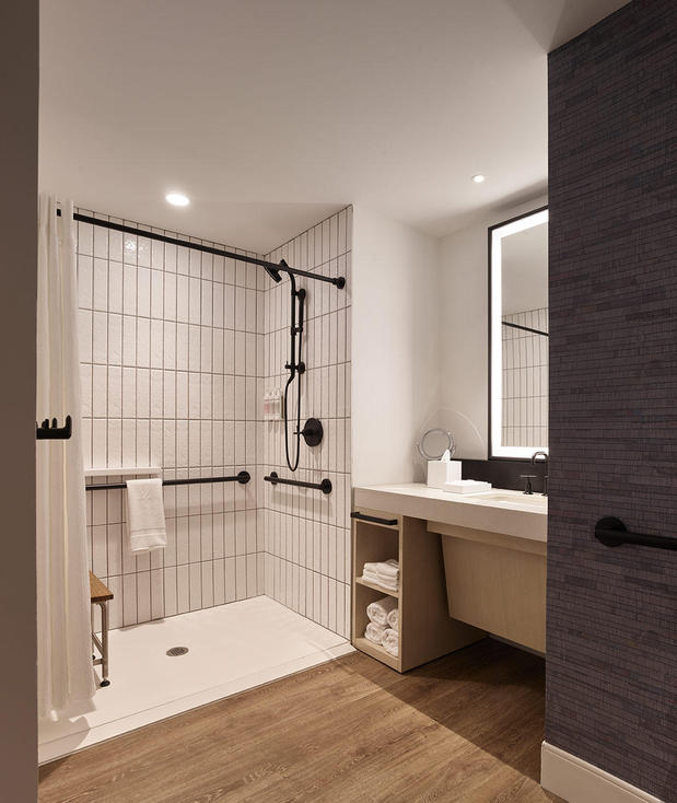 Images Reverb Downtown Atlanta