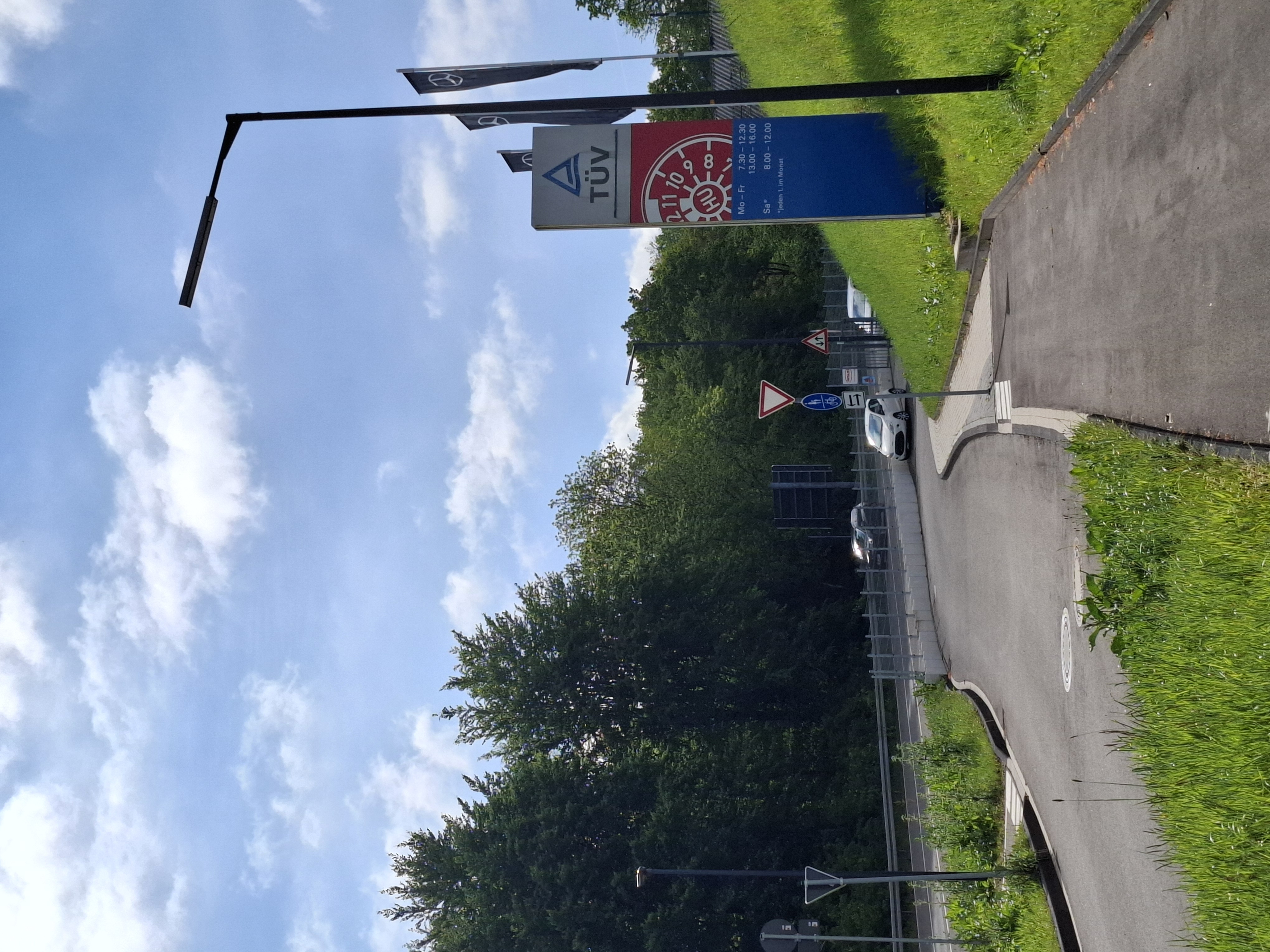 TÜV Rheinland Prüfstelle Waldbröl, Industriestraße 27 in Waldbröl