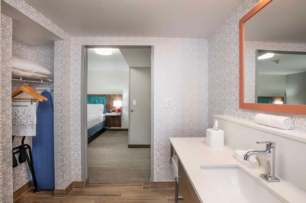 Images Hampton Inn Dry Ridge
