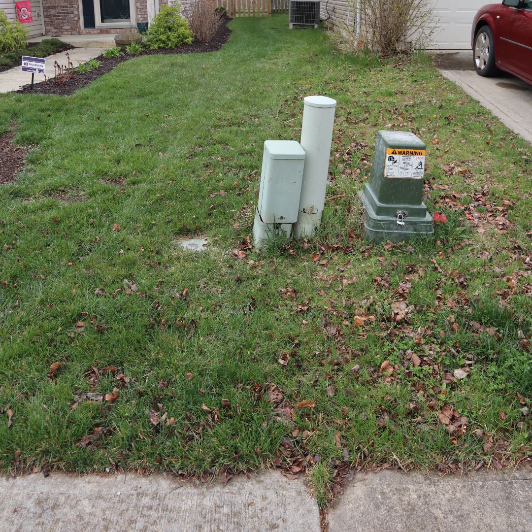 Blue Duck Lawn Care Image