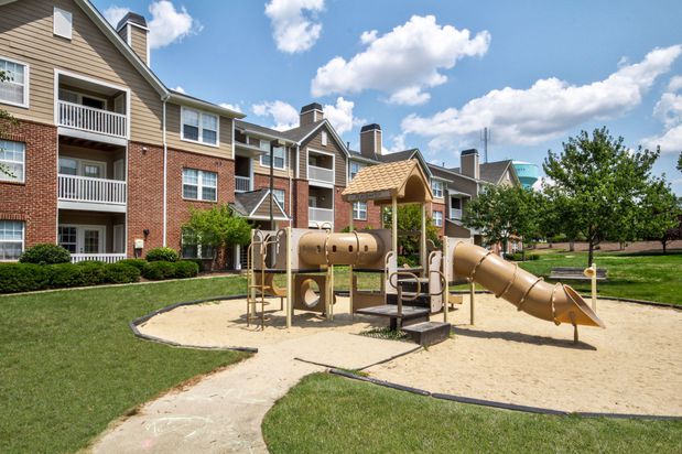 Images The Crossings at Short Pump Apartments