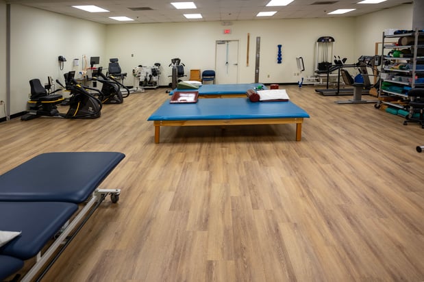 Images Saint Francis Rehabilitation & Sports Medicine