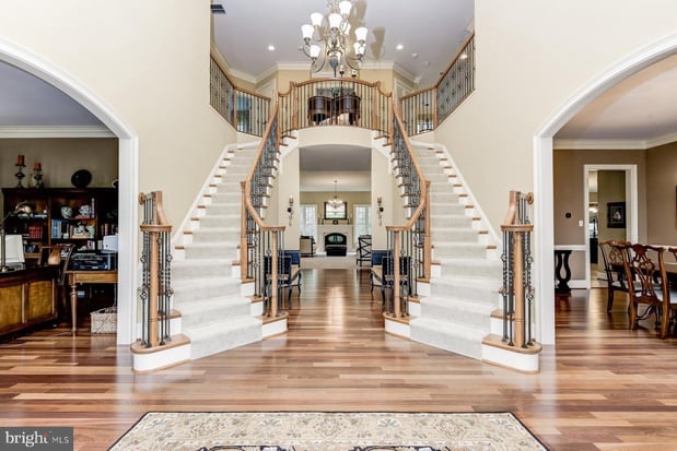 Images Jim Bim of Winning Edge Real Estate