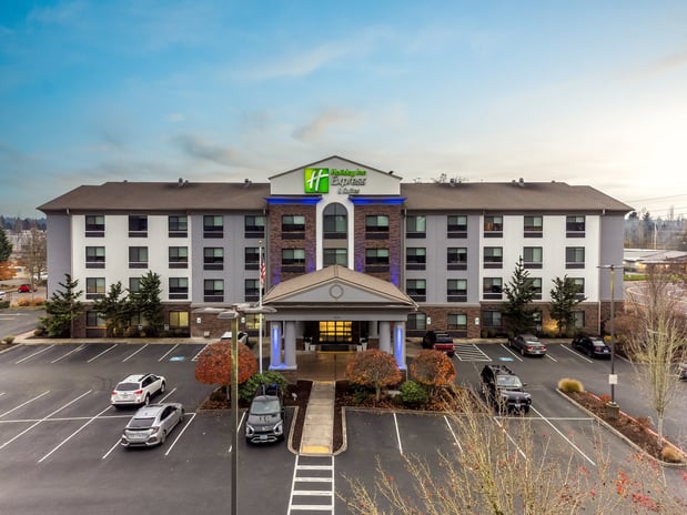 Images Holiday Inn Express & Suites Vancouver Mall/Portland Area by IHG