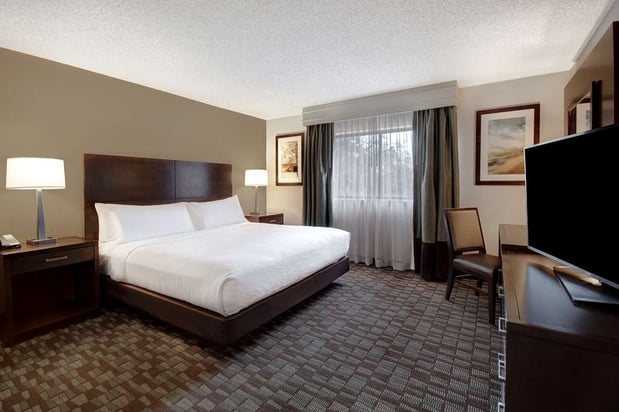 Images Embassy Suites by Hilton Jacksonville Baymeadows