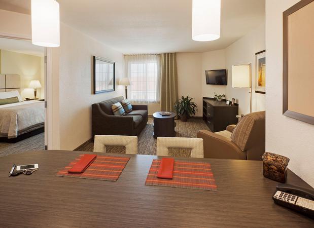 Images Candlewood Suites Austin Airport by IHG