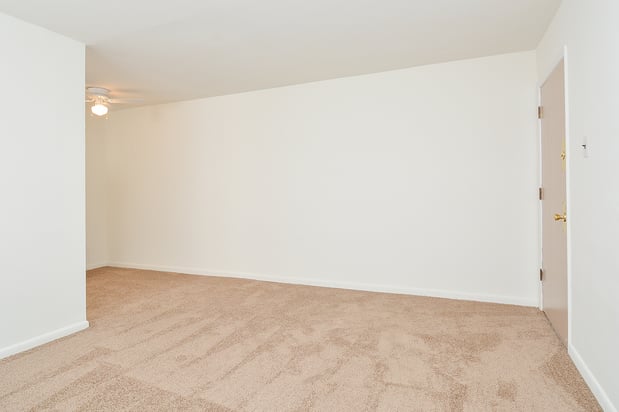 Images Woodview Apartments