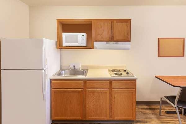 Images WoodSpring Suites Council Bluffs
