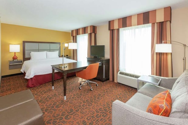 Images Hampton Inn & Suites Jacksonville-Airport